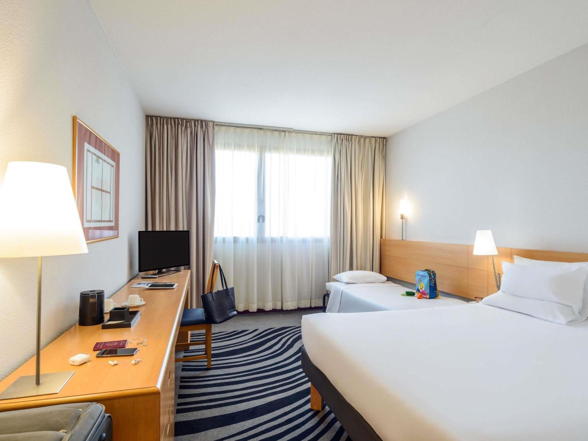 Novotel Torino Corso Giulio Cesare Eksteriør bilde