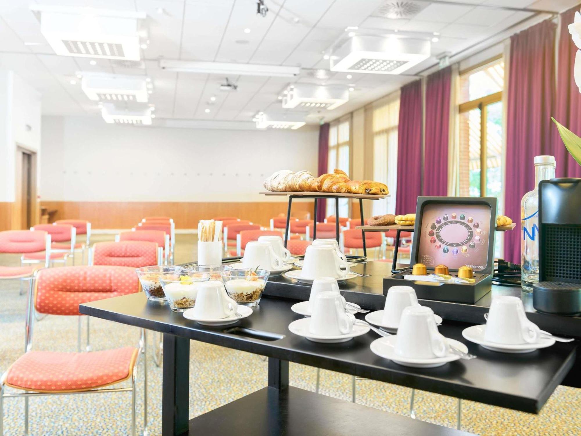 Novotel Torino Corso Giulio Cesare Eksteriør bilde